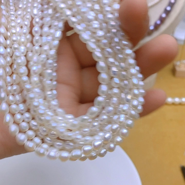淡水珍珠未镶嵌颈饰062