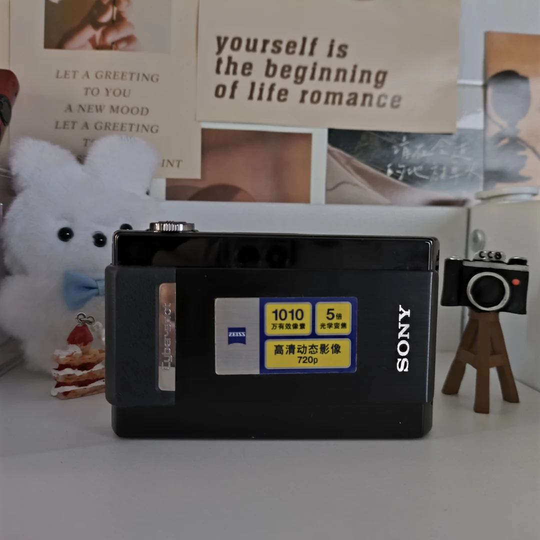 95新 Sony/索尼 t500 滑盖触摸屏 1010w像素 5倍光学变焦色彩鲜艳