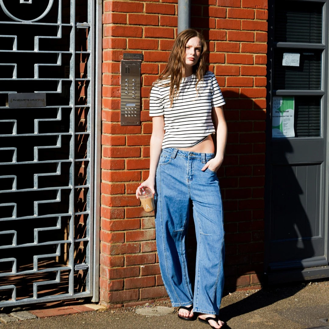 CUBIC 成长手记 复古极简斜向分割线高腰宽松立体廓形镰刀牛仔裤