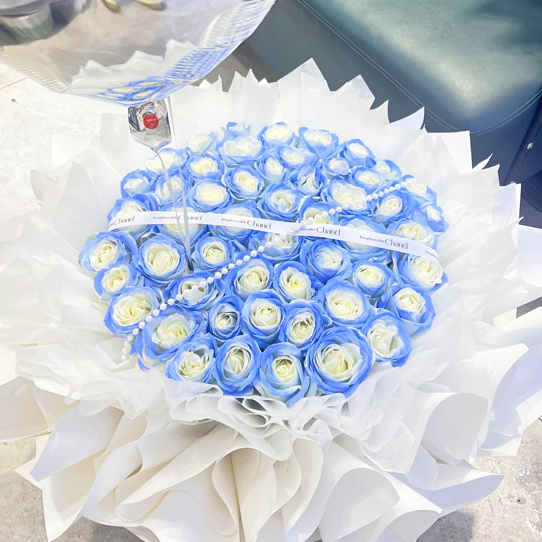 【爱你365天】52朵密西根碎冰蓝玫瑰鲜花束喷色生日礼物送女友求婚