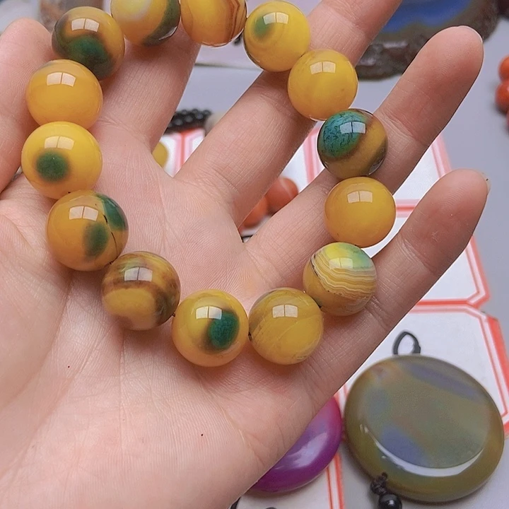 【闪购商品】玛瑙/玉髓未镶嵌珠宝半成品德****！