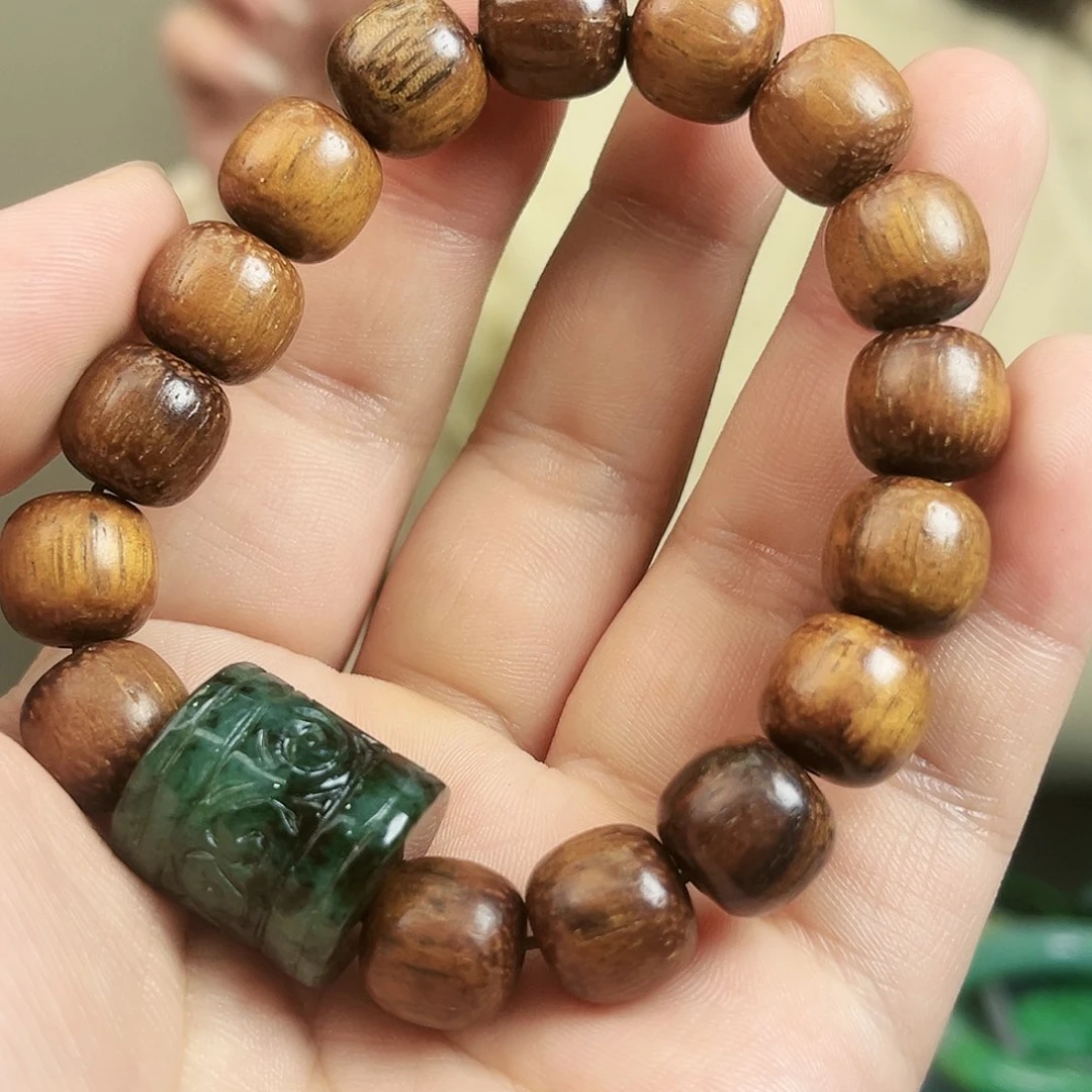 翡翠颈饰未镶嵌手链