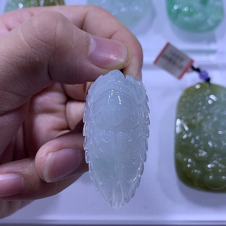 翡翠未镶嵌颈饰天然翡翠A货吊坠