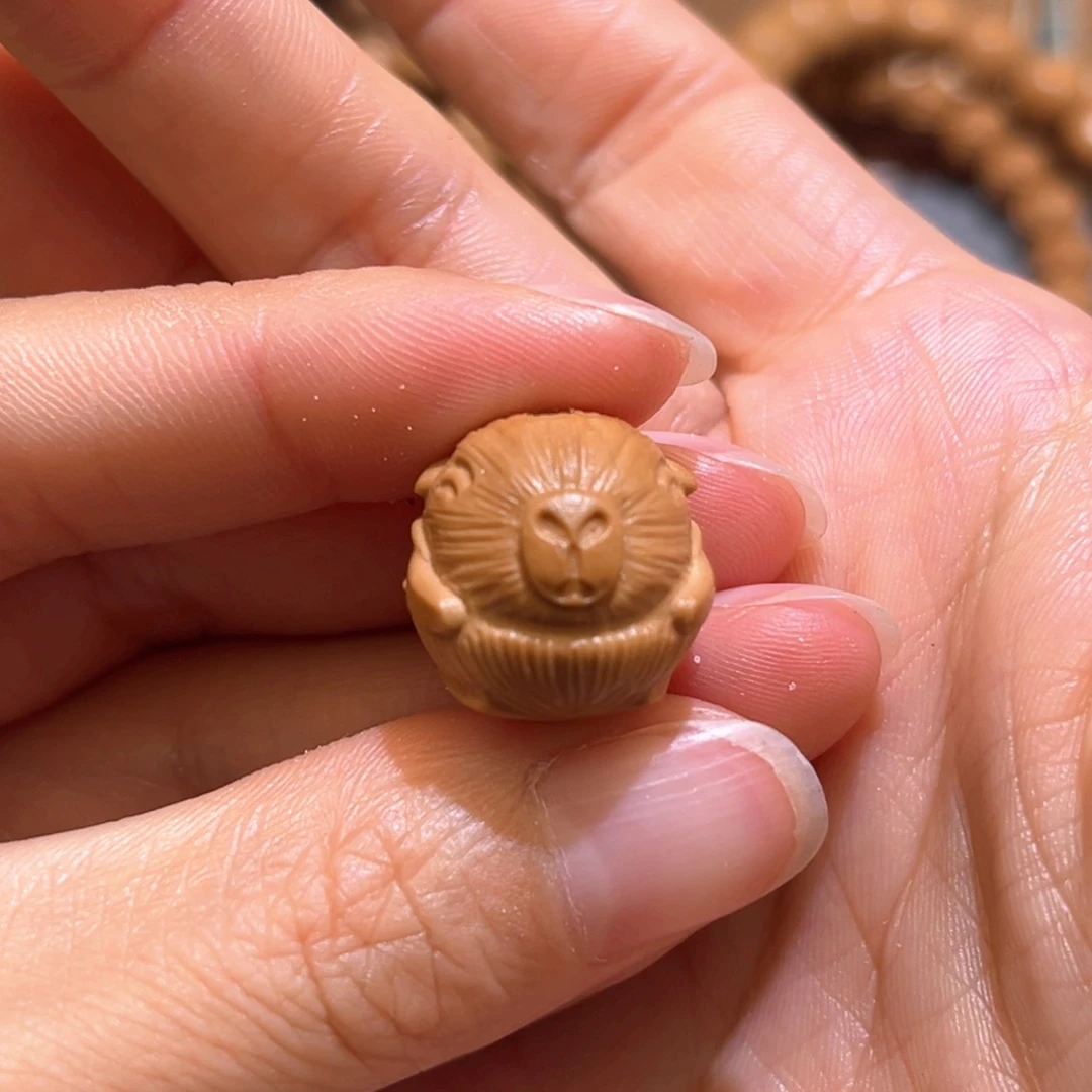 猴头核桃手串卡皮巴拉