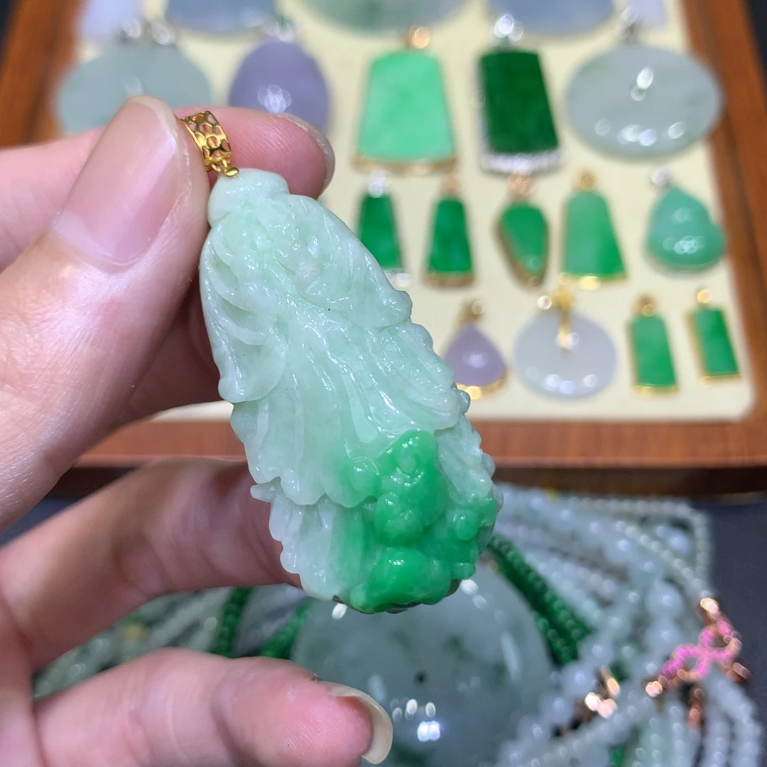 翡翠18K金镶嵌吊坠(不含链)