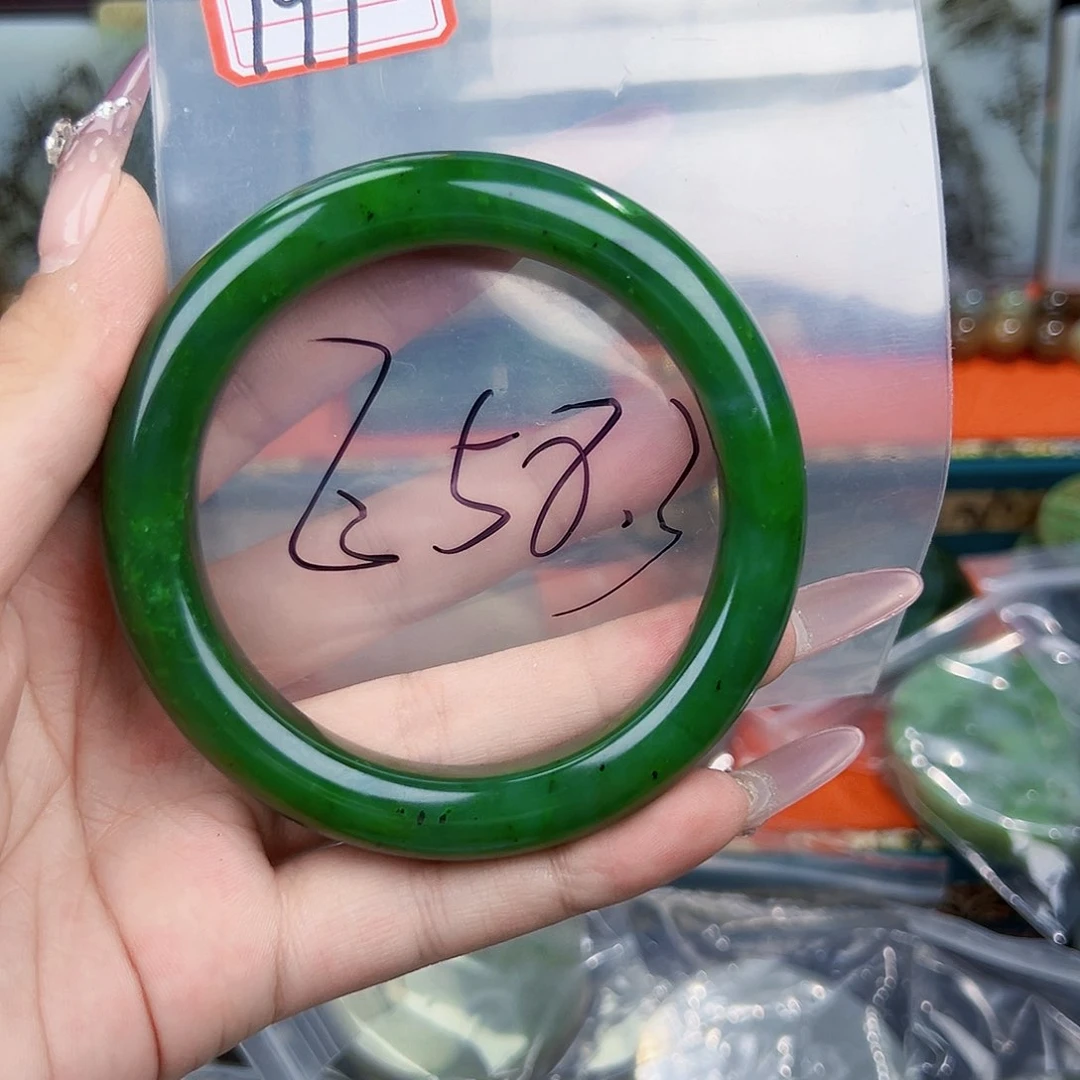 和田玉未镶嵌珠宝半成品