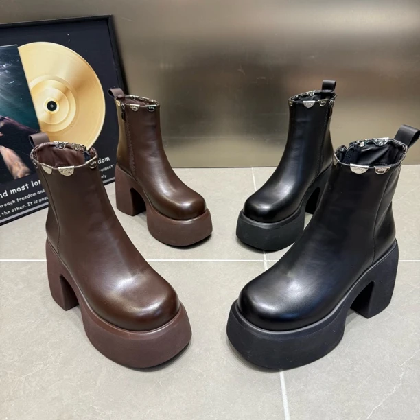 富817-37新款厚底秋冬粗跟防水台短靴跟高8公分显脚小