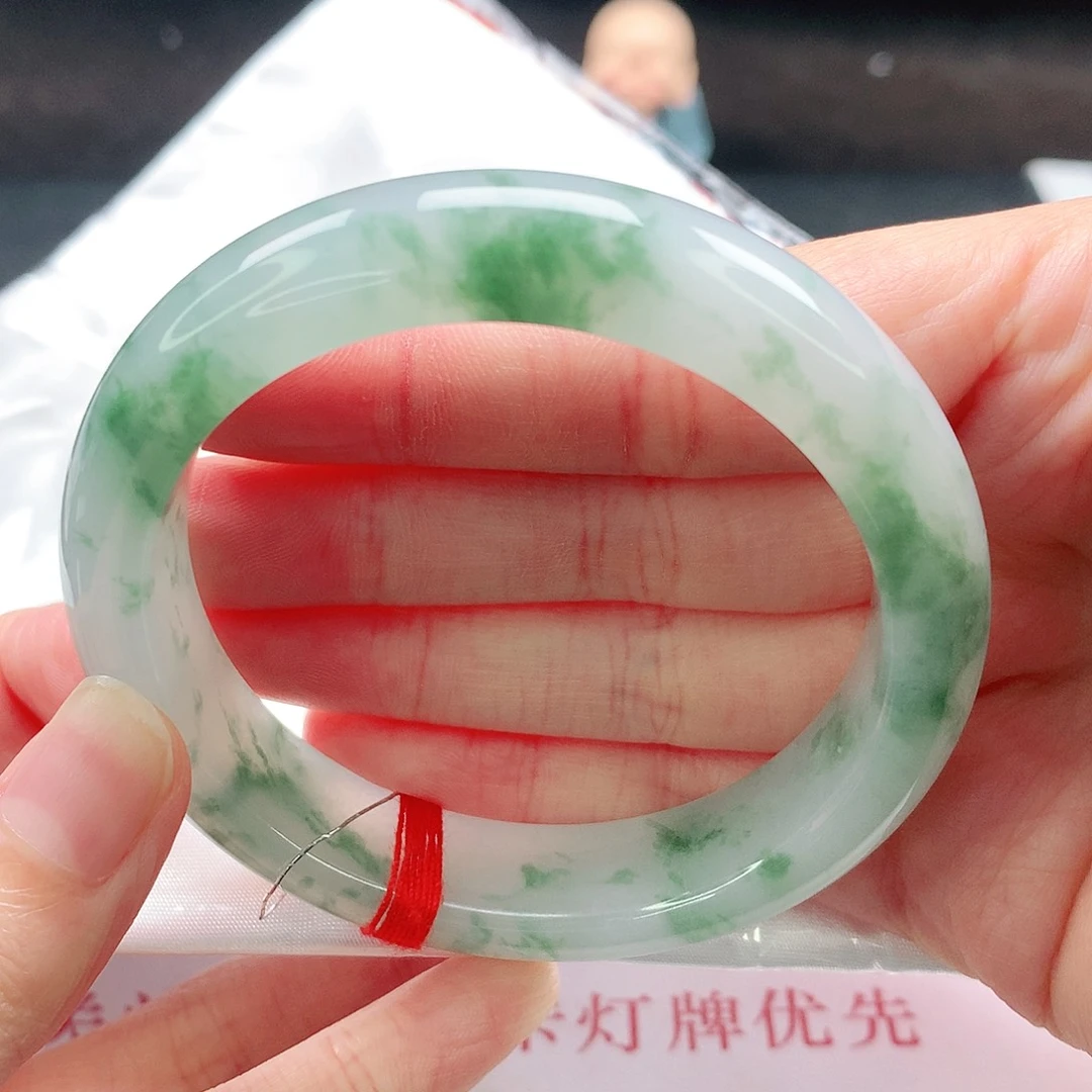 翡翠未镶嵌手镯54圈