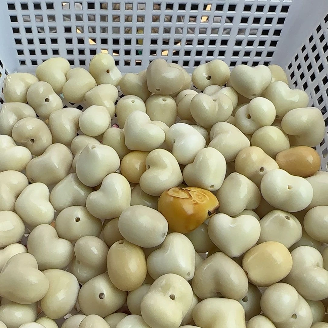 菩提根/象牙果吊坠瑕疵爱心13颗