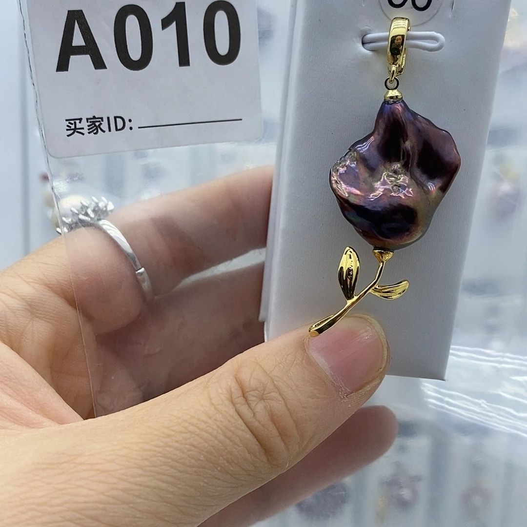 钛钢颈饰淡水珍珠