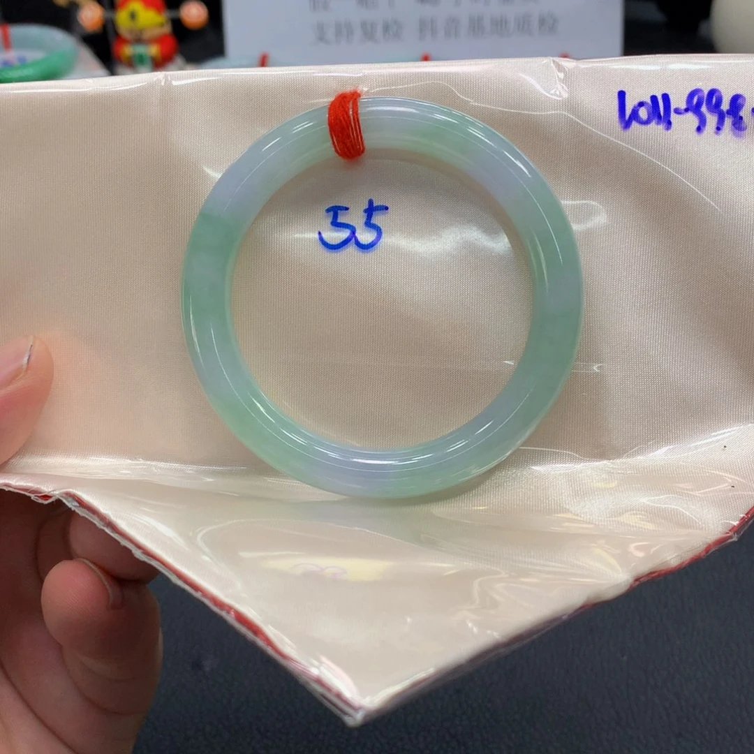 未镶嵌手镯翡翠翡翠手镯