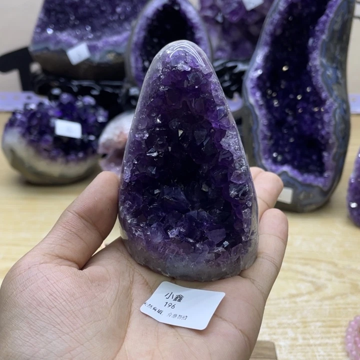 未镶嵌大型摆件(非配饰)紫晶