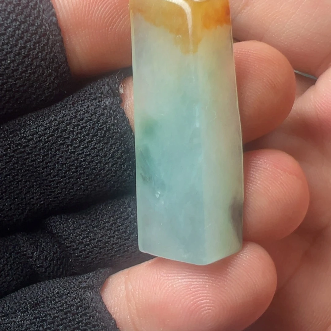定制翡翠未镶嵌不包工