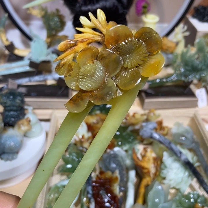 蛇纹石玉未镶嵌发饰