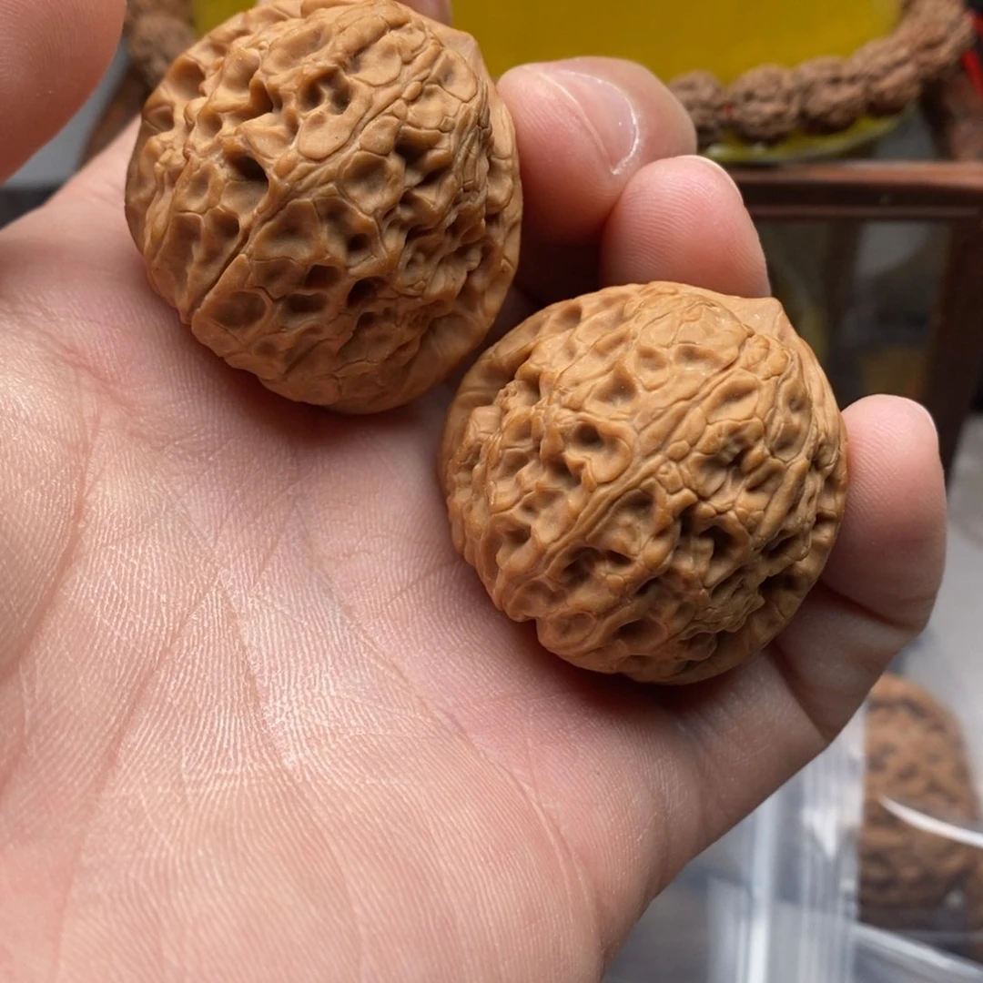 核桃把件爱****?三七大团圆