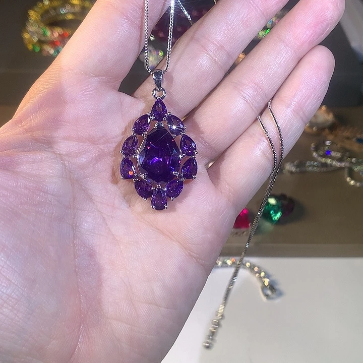 非金属34吊坠。