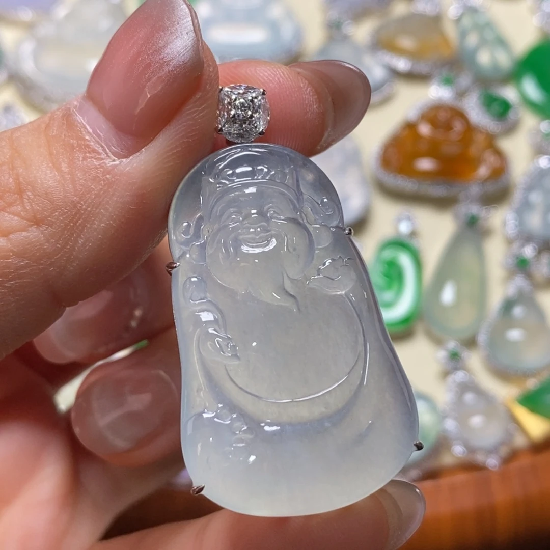 翡翠吊坠(赠链)18K金镶嵌