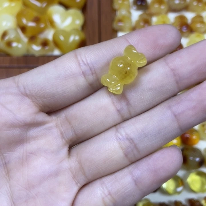 吊坠橄榄核糖果22