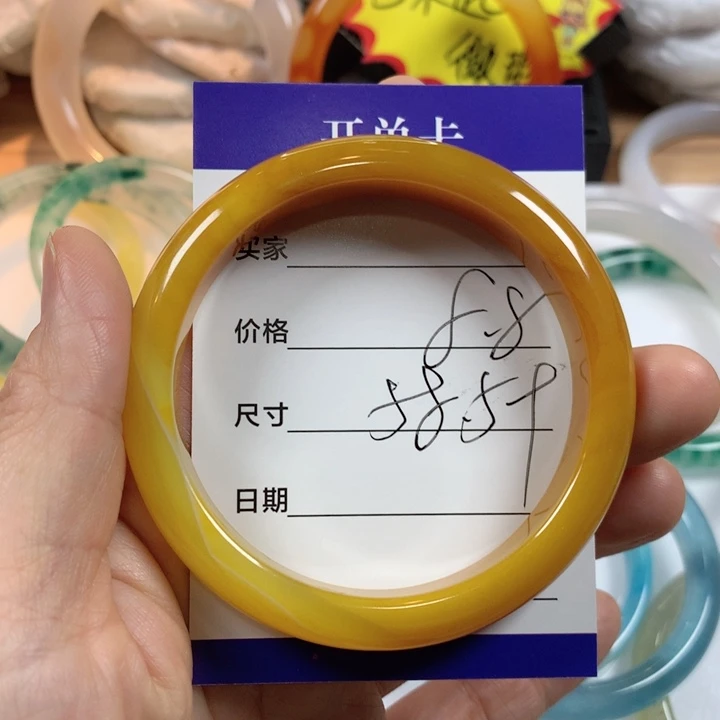 玛瑙/玉髓未镶嵌手镯