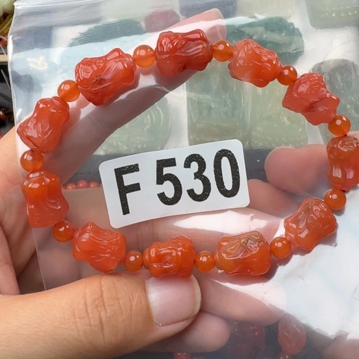 南红玛瑙未镶嵌珠宝奇石