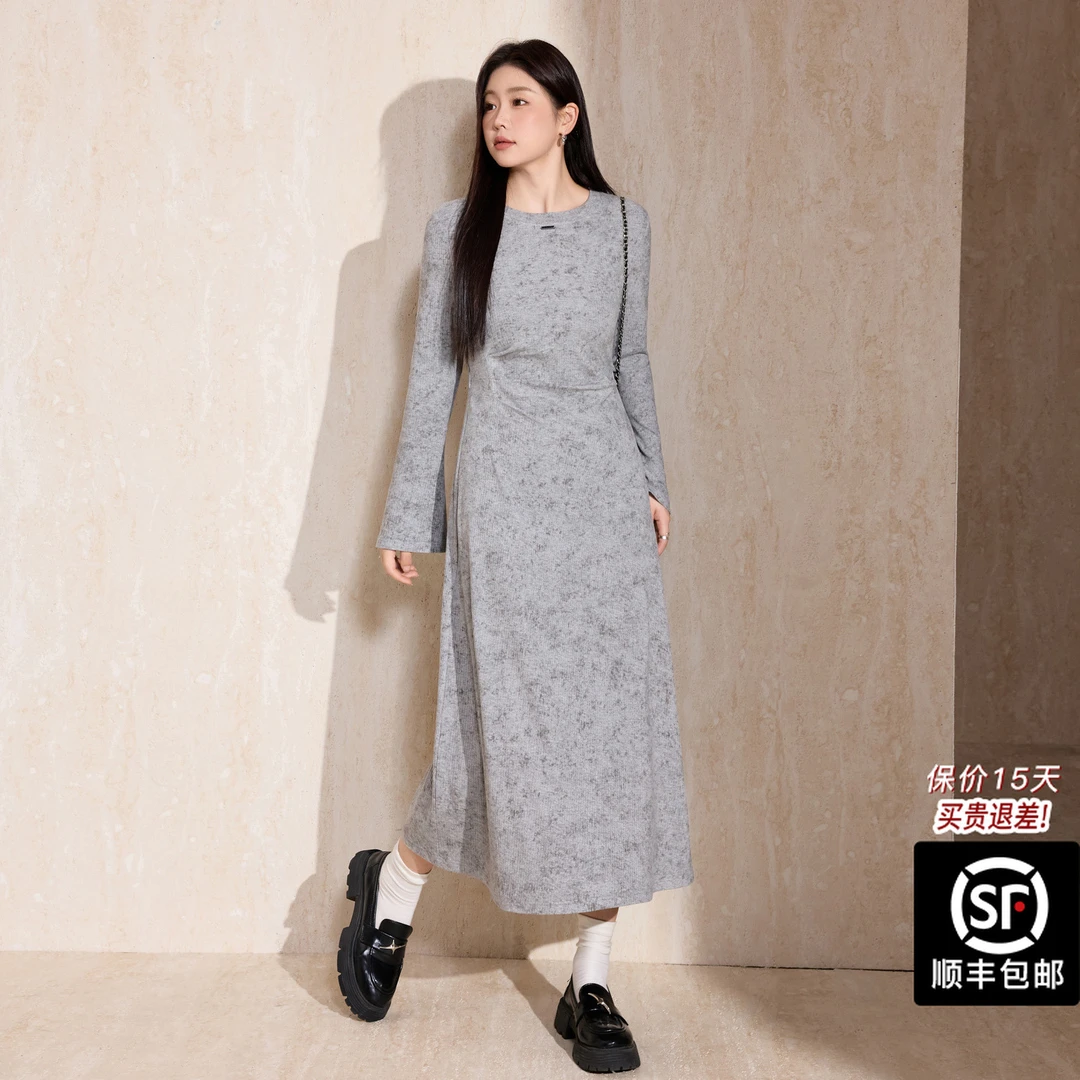 蓝语大码女装法式气质长袖针织连衣裙2025秋冬款收腰显瘦包臀长裙