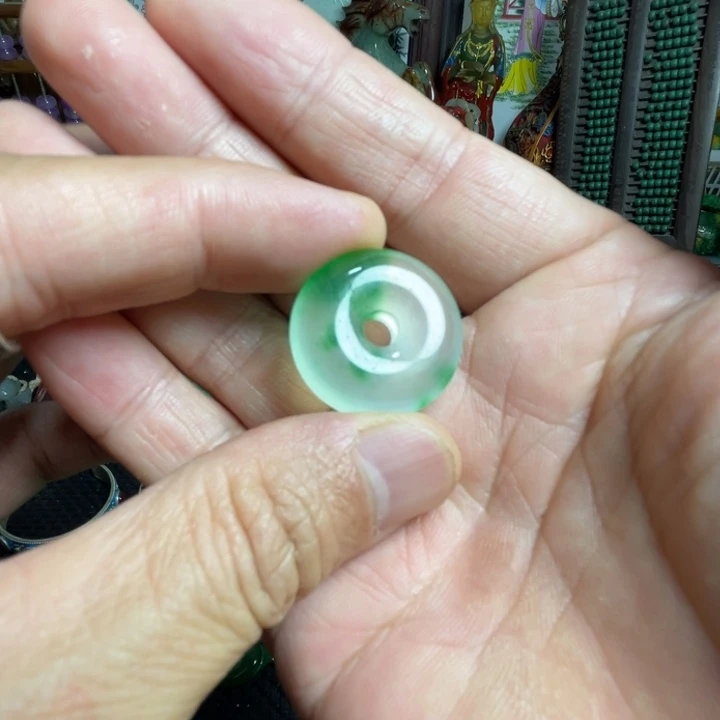 吊坠滴血莲花菩提