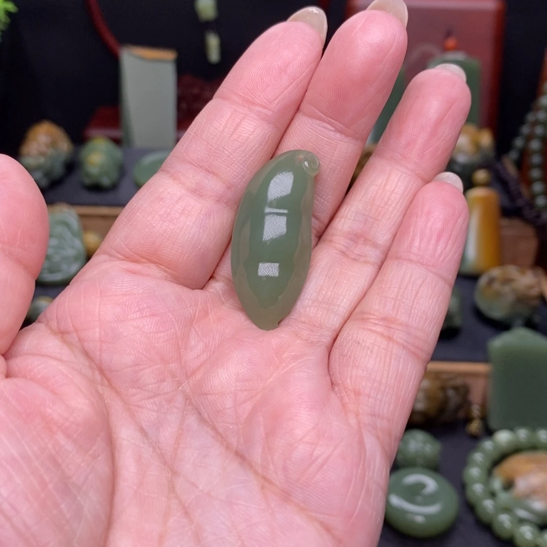 岫岩老玉（透闪石质玉）未镶嵌挂件
