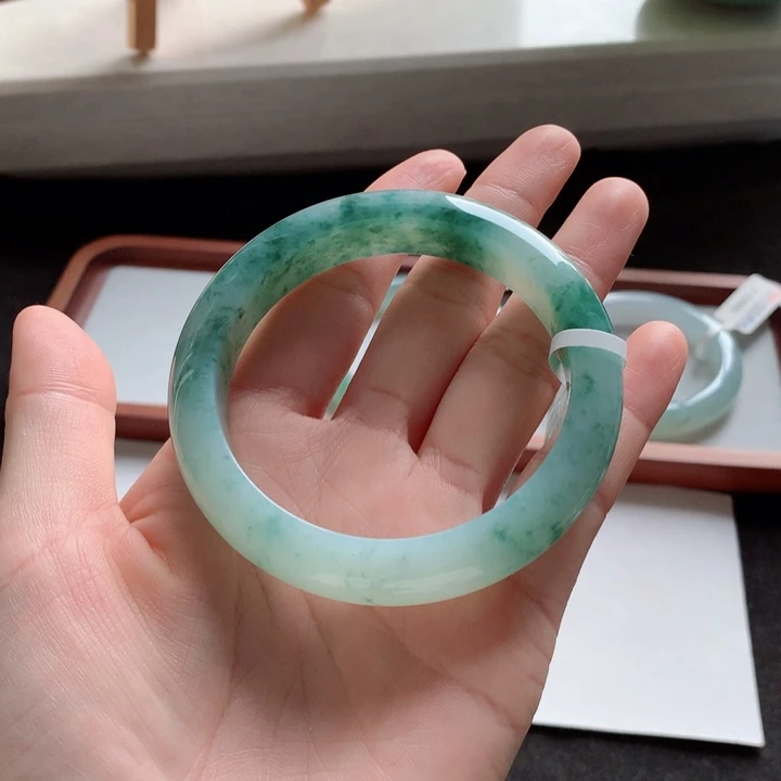未镶嵌手镯翡翠JN5M03