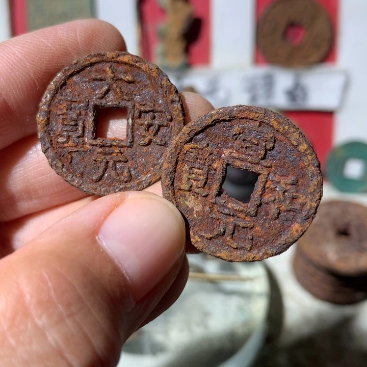 陈***路铜现代工艺品 现代工艺品