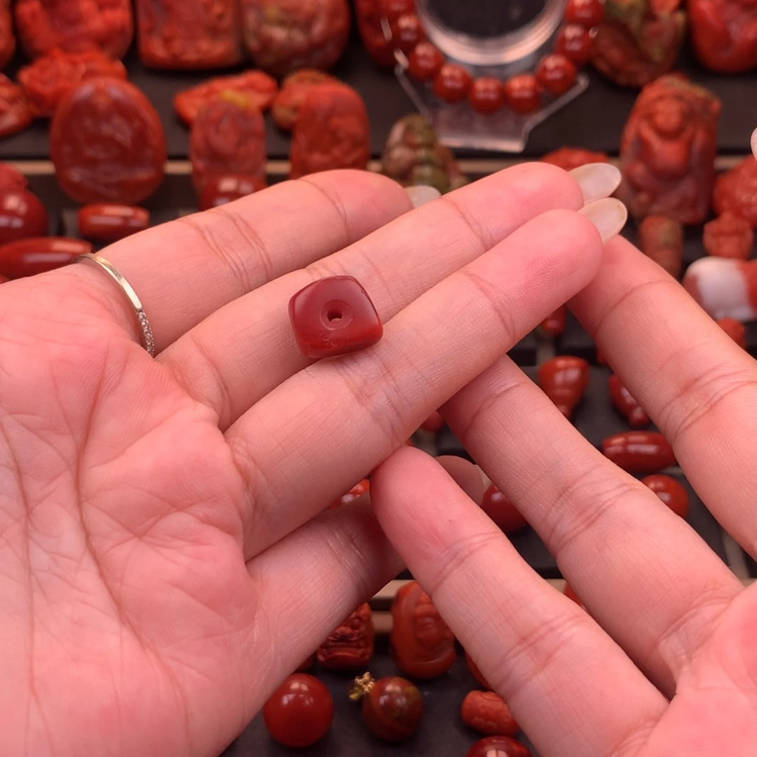 南红玛瑙未镶嵌川料藏扣12.8mm