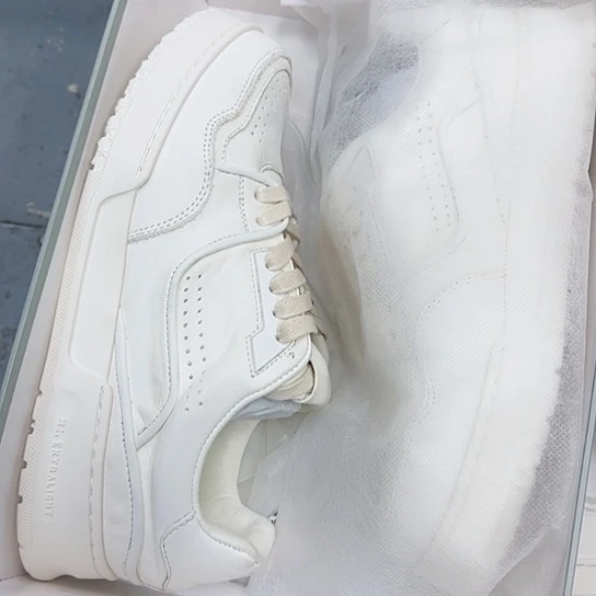 【闪购商品】马皮（革）湮*41