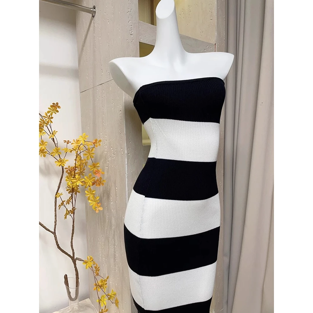 夏季新款黑白针织条纹长款一字领收腰包臀抹胸气质连衣裙女装显瘦