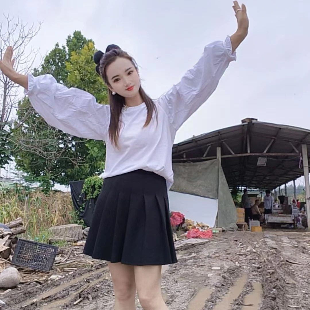 法式宽松白色泡泡袖圆领衬杉689-1