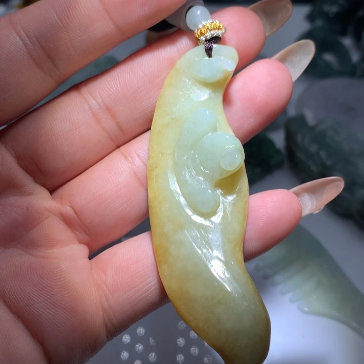 翡翠未镶嵌颈饰保真天然A货翡翠