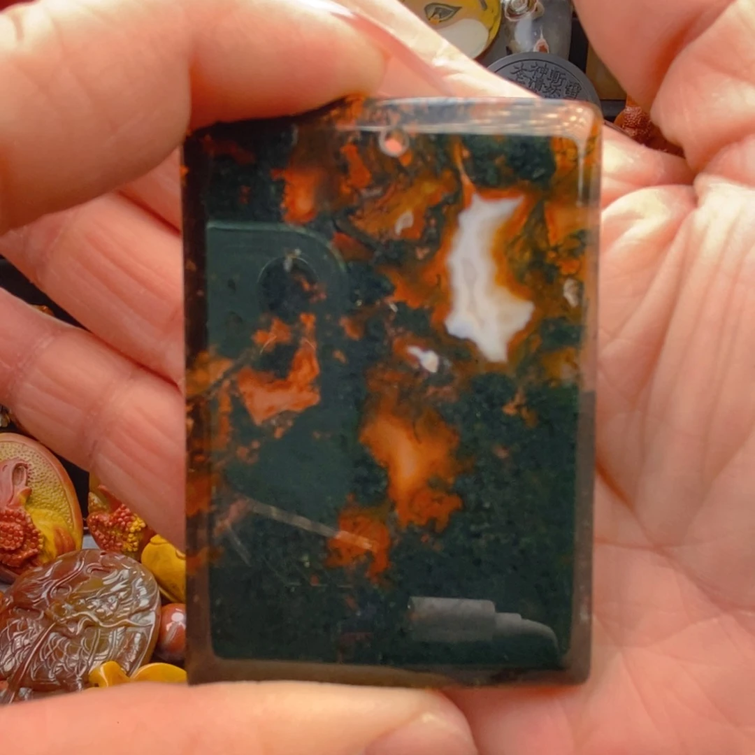 玛瑙/玉髓颈饰未镶嵌