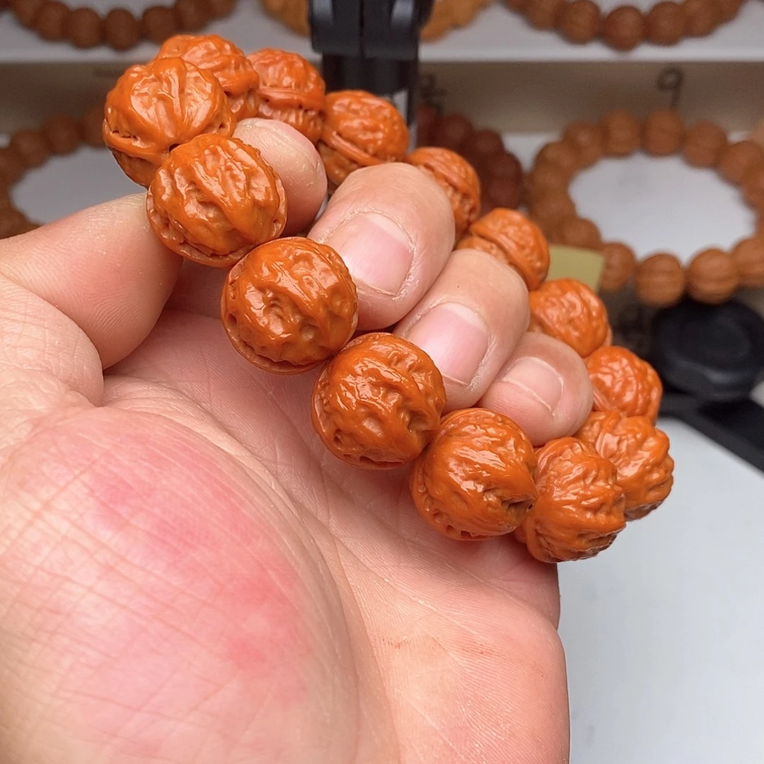 木质类文玩核桃2.0粗筋八棱