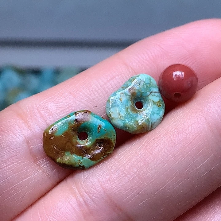 南红玛瑙未镶嵌珠宝奇石