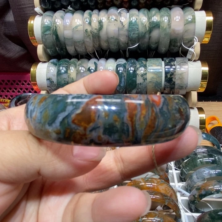 手镯玛瑙/玉髓未镶嵌64口