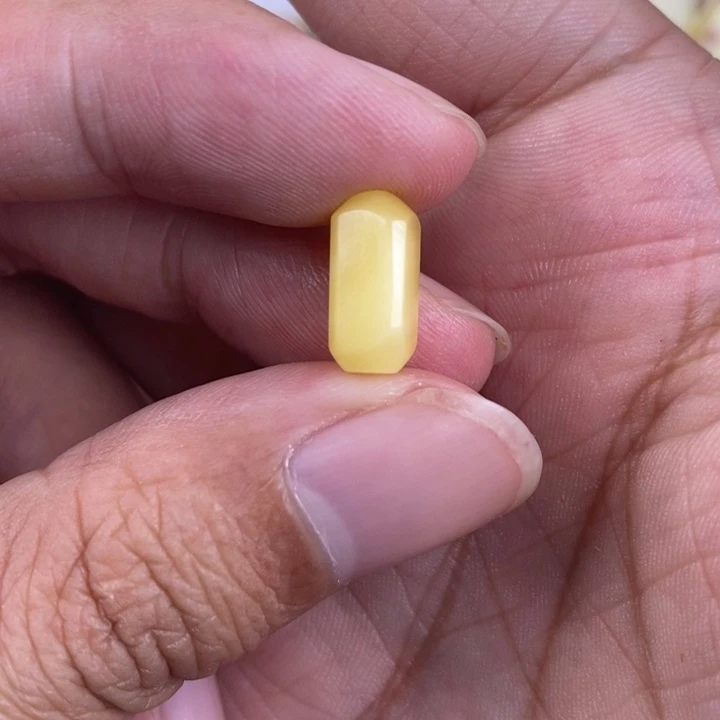 琥珀裸石未镶嵌琥珀蜜蜡