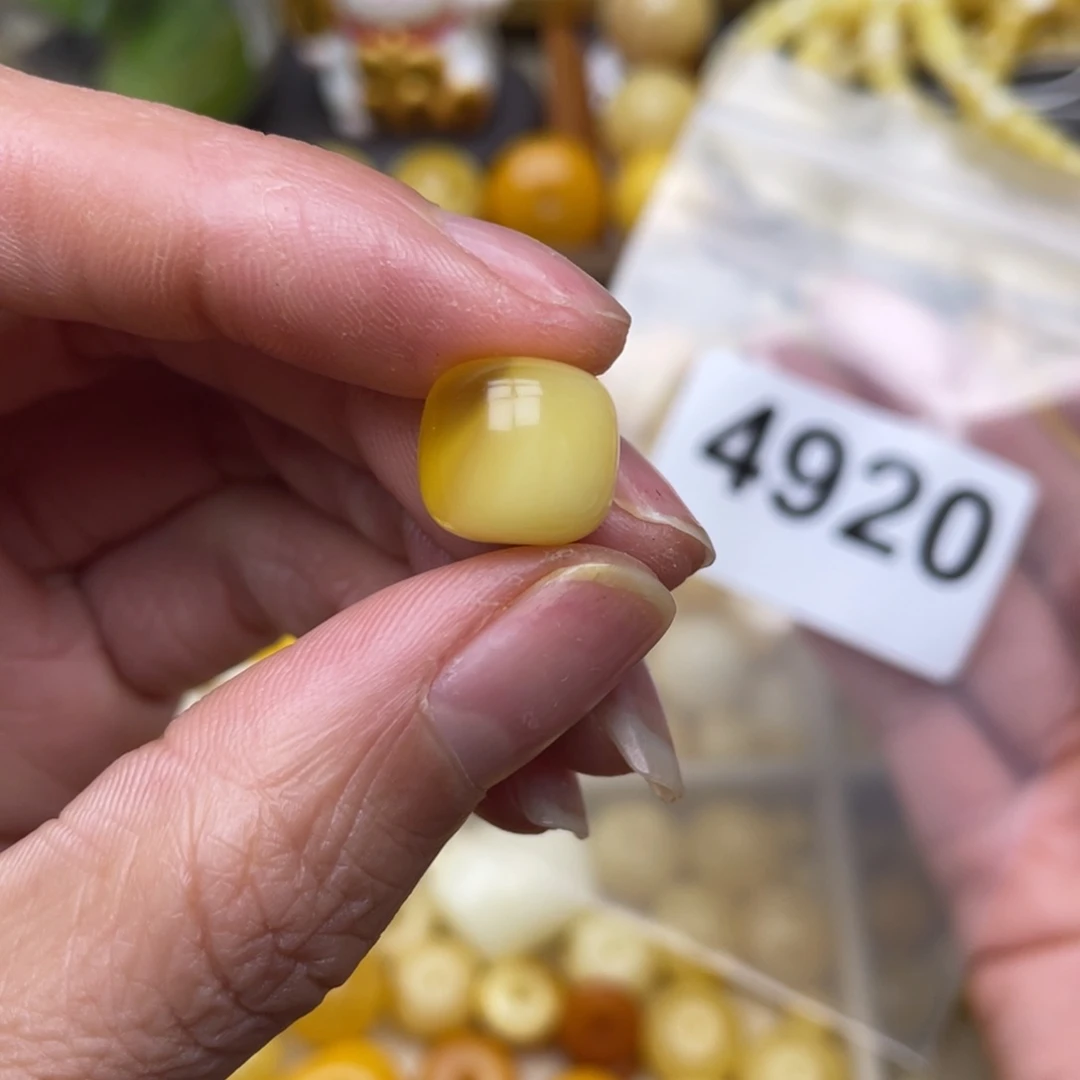 蜜蜡珠宝奇石未镶嵌12