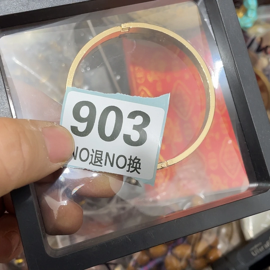 南***逸陶瓷直播间火爆热卖