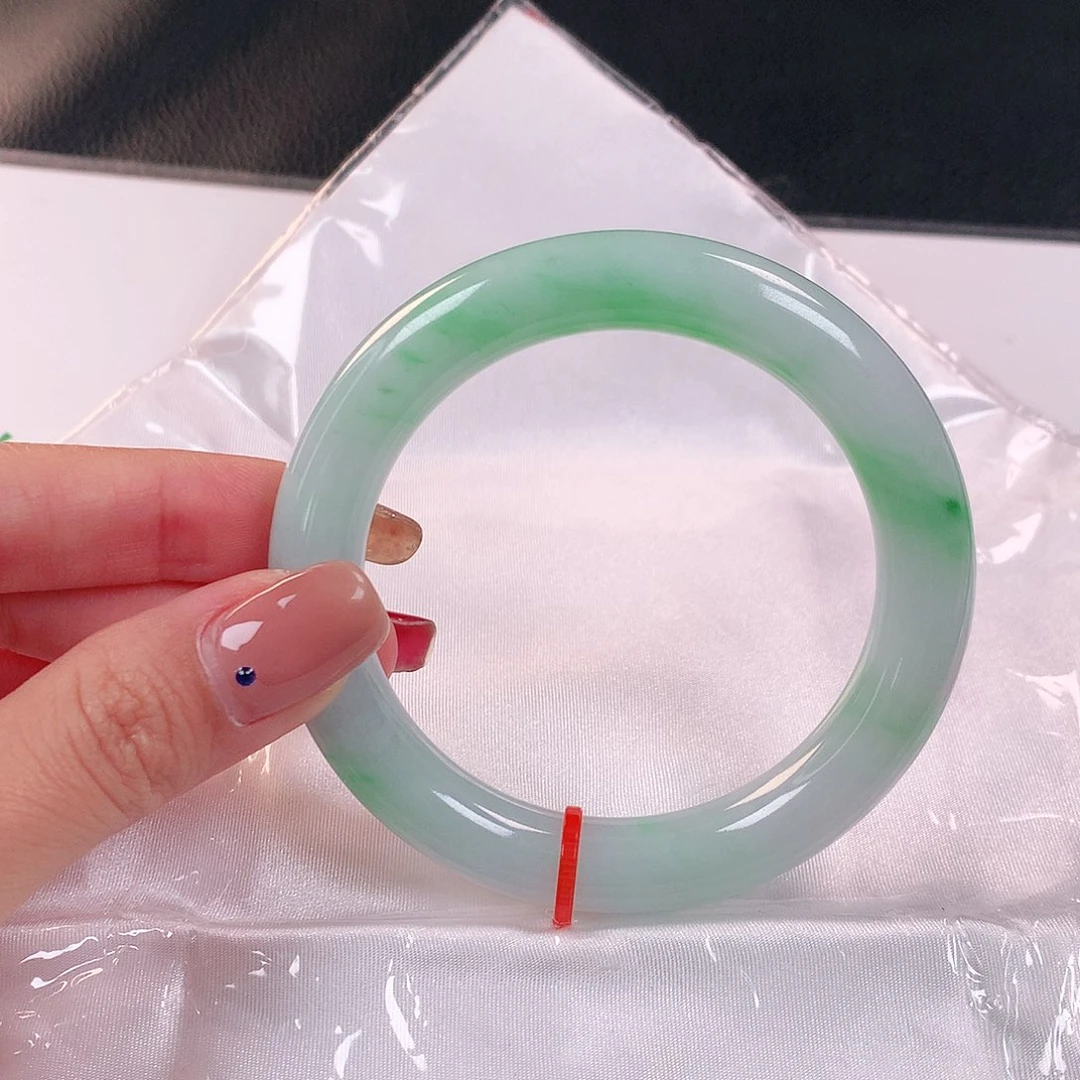 未镶嵌手镯翡翠104