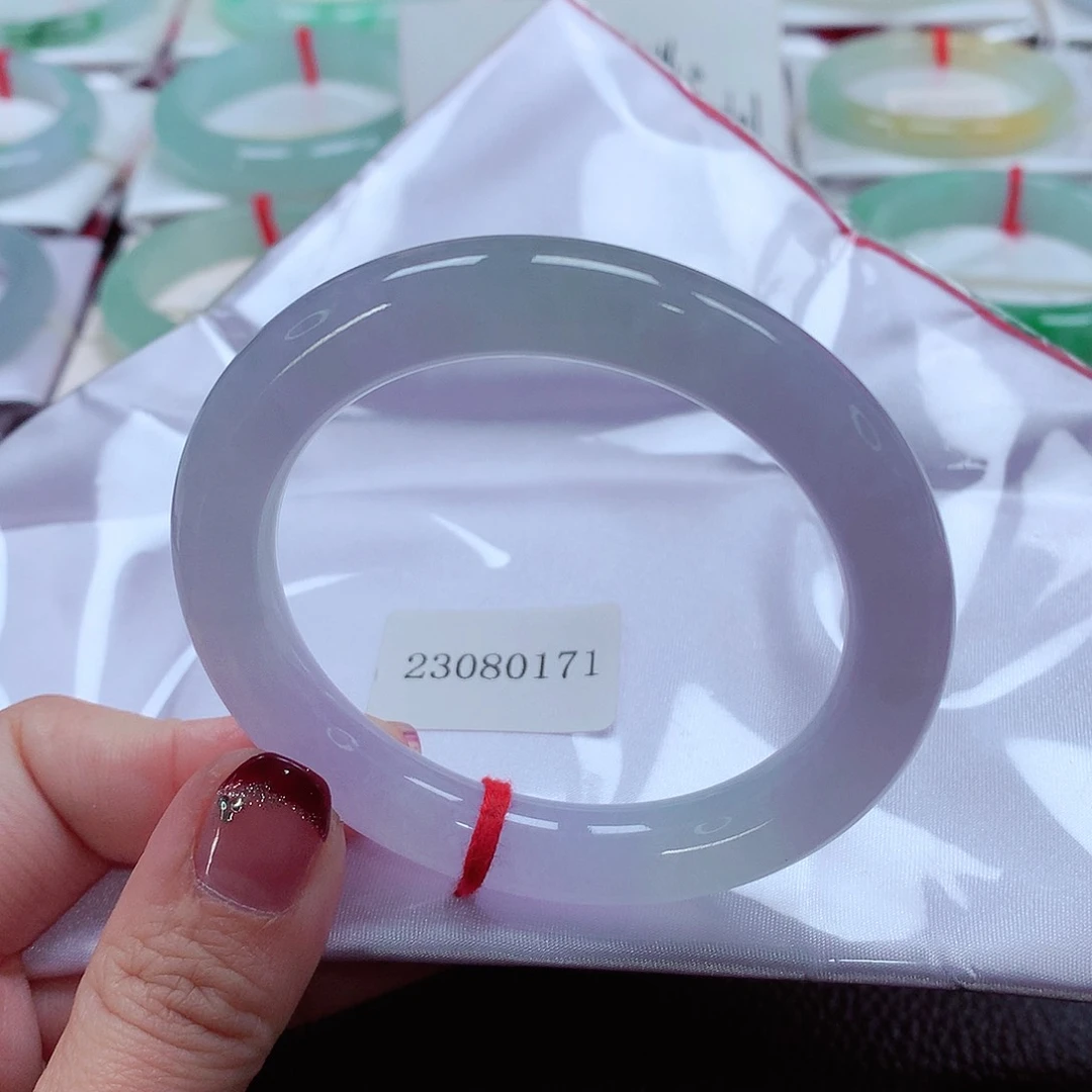 翡翠手镯（圆镯）未镶嵌