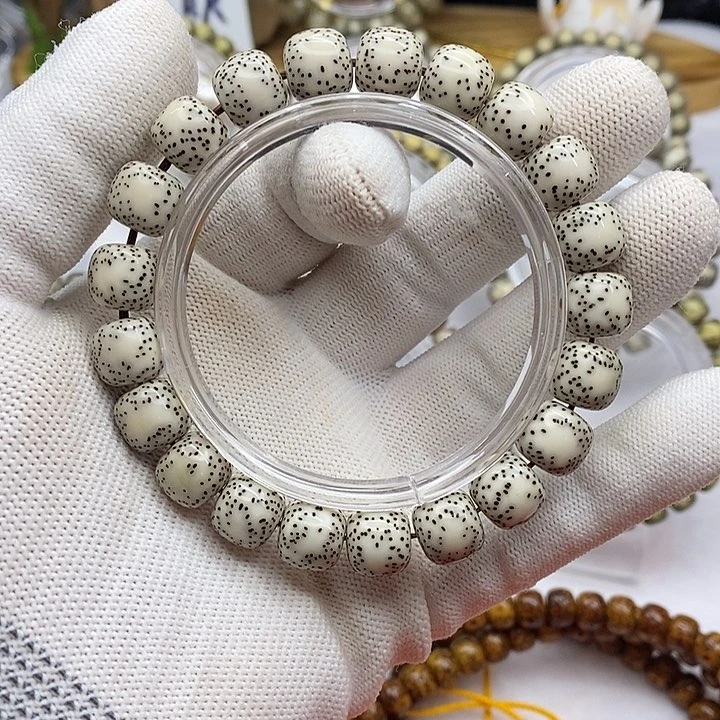 手串星月菩提10.8mm骨瓷白侧留白A5