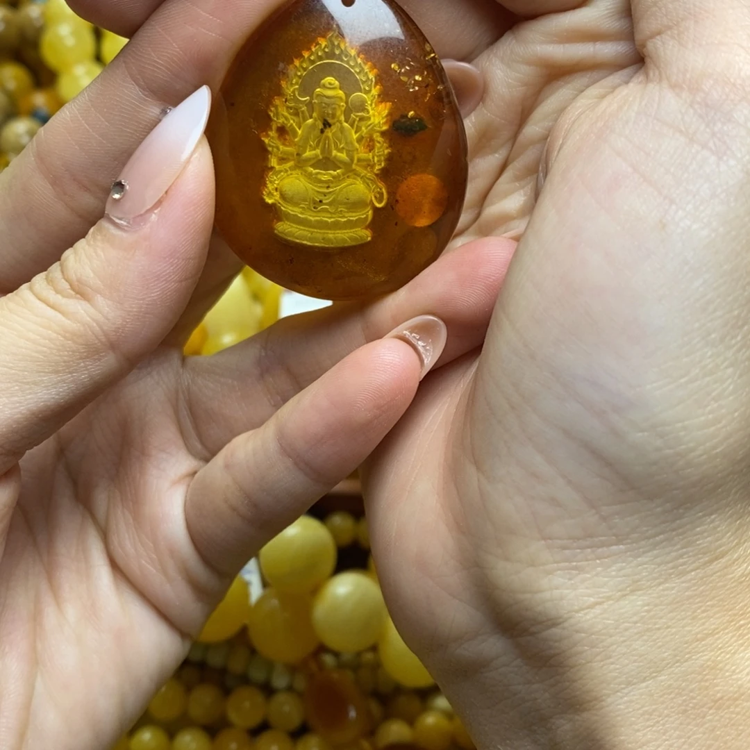 琥珀未镶嵌珠宝奇石蜜蜡