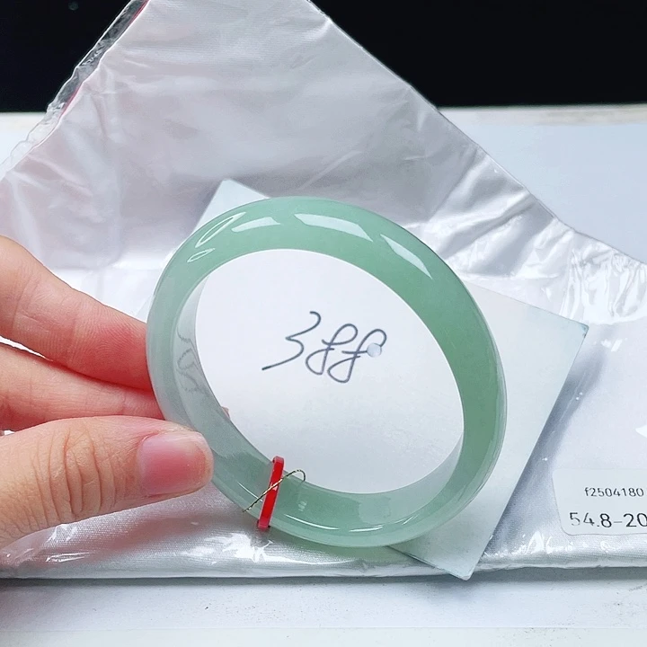 未镶嵌手镯翡翠54+贵妃
