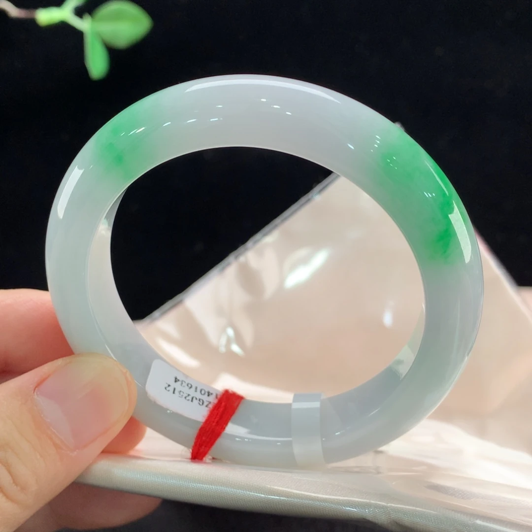 翡翠未镶嵌手镯1634