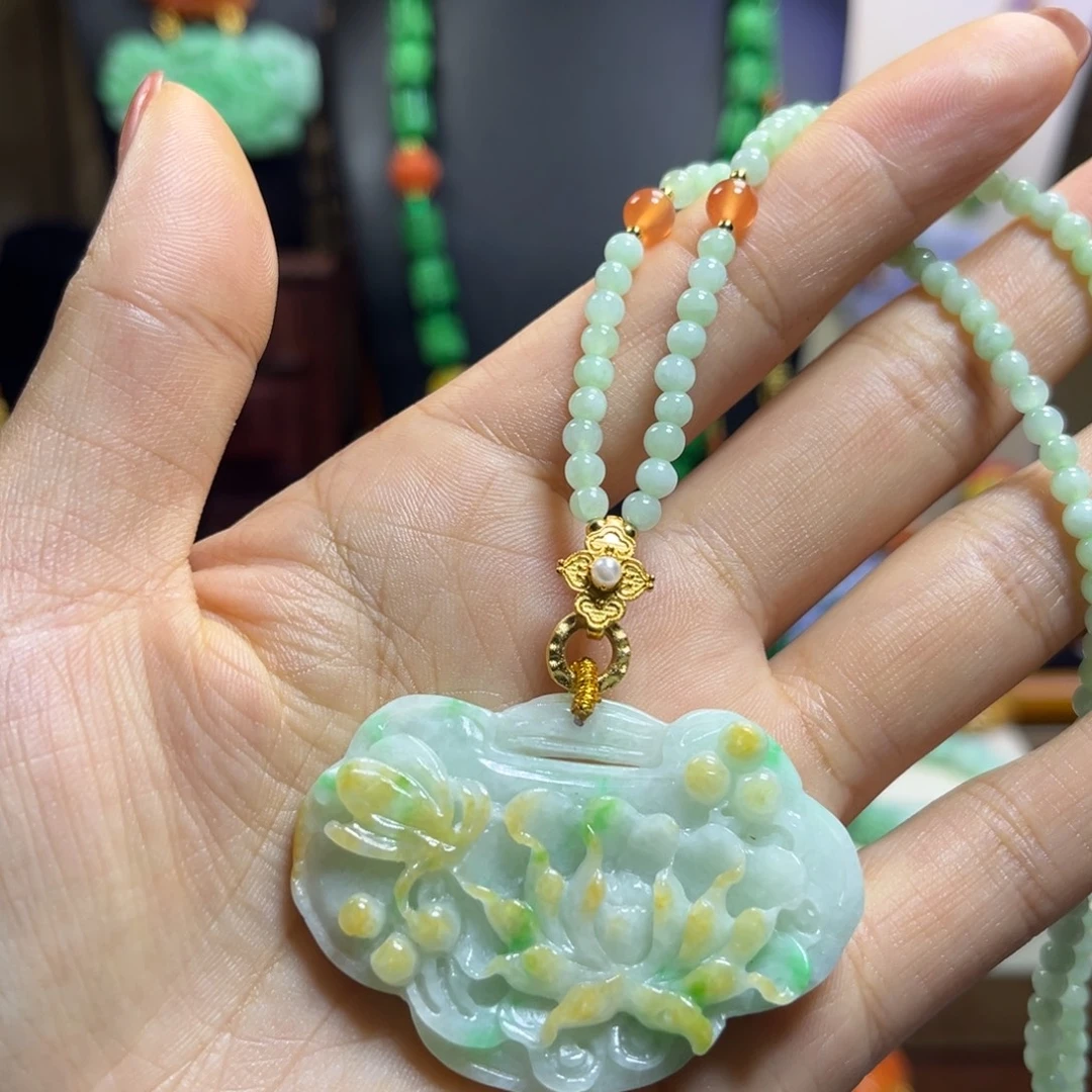 翡翠未镶嵌颈饰天然翡翠