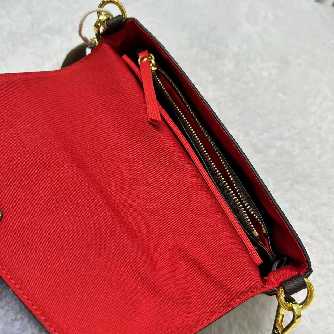 百搭高级感休闲斜挎包包 H2047