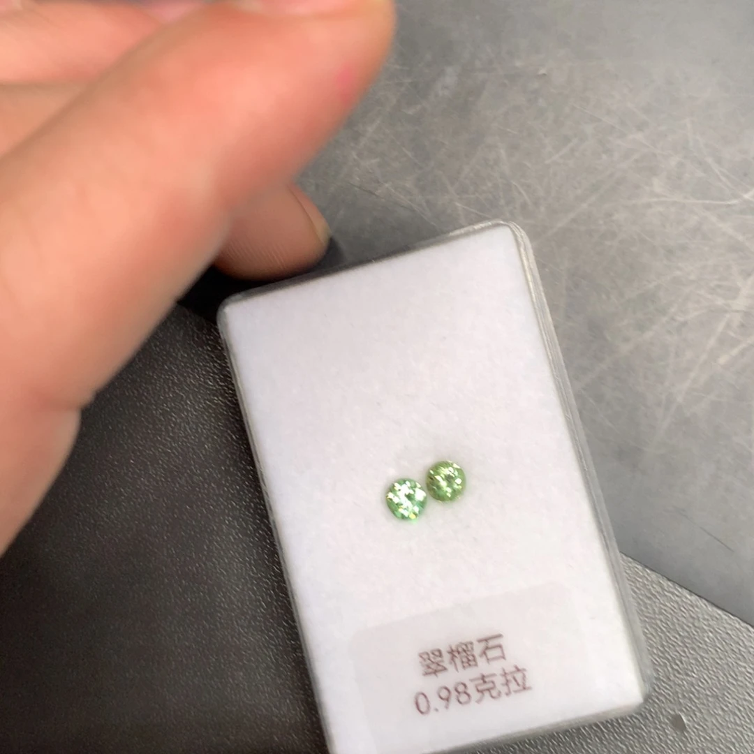 石榴石天然石榴石未镶嵌